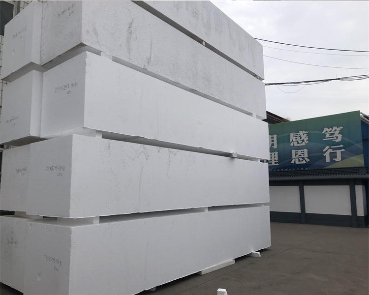 山西興富利科技有限公司求教，石墨聚苯板是什么材料？